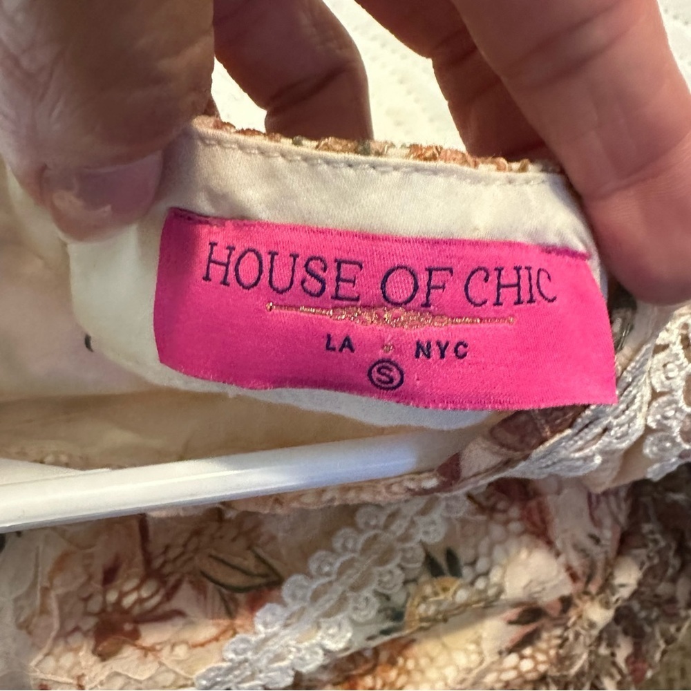 House of Chic Floral Lace-Up Back Dress Size Small - Picture 14 of 14